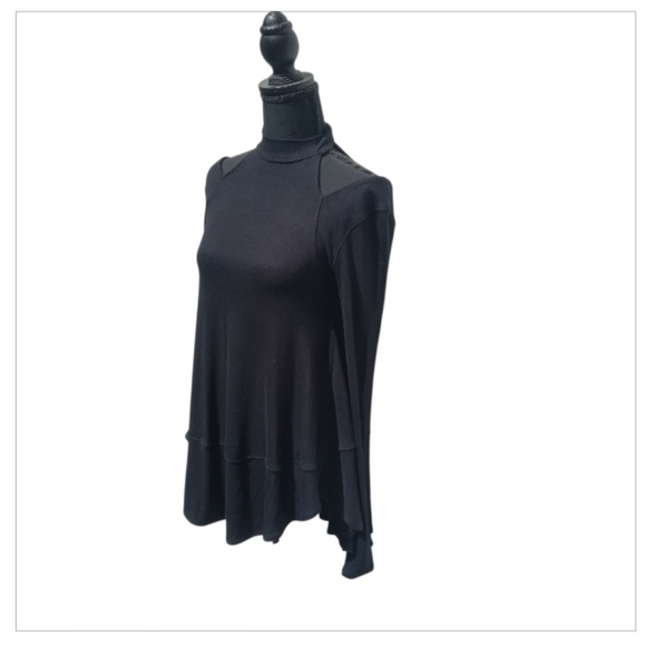Free People Black Long Sleeve Mock Neck Top Cold Shoulder Stretch Ribbed Size XS - Picture 3 of 7